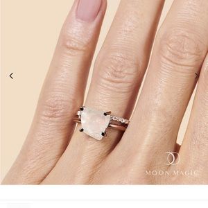 Moon Magic rose quartz ring set
